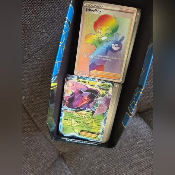 Pokemon Bundle - Picture 3 of 3